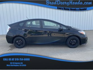 Photo Used 2015 Toyota Prius Four for sale