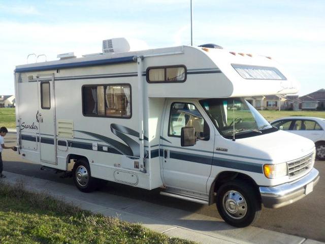 $2,000, Like New 1999 Fleetwood Searcher Motorhome Class C Only 50000 ...