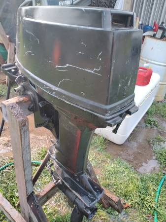 TOHATSU 30 HP SHORT SHAFT OUTBOARD MOTOR TILLER HANDLE WITH PULL START $425