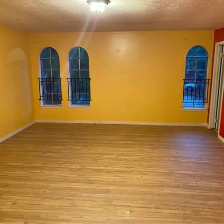 Photo NO CREDIT CHECK, 1 Bed  1 Bath Apt w $25w Flat Rate for Utilities $585