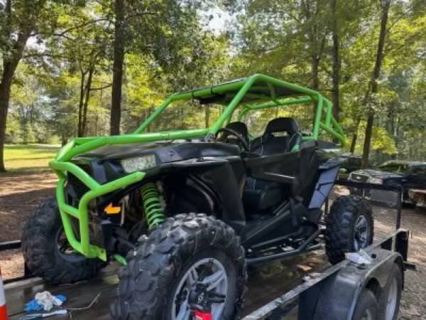 Photo 2015 rzr 1000 $8,000