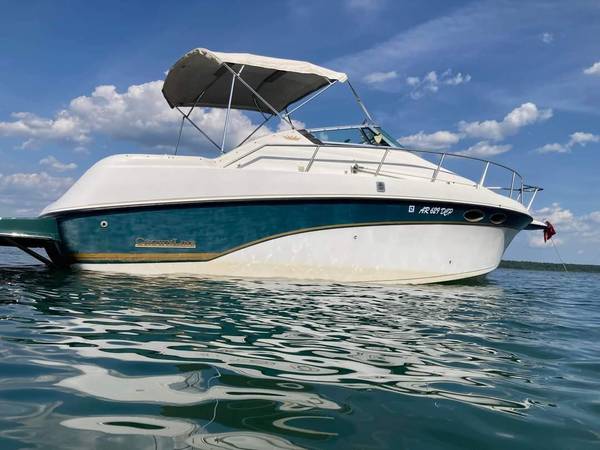 25ft crownline cruiser with trailer $14,000