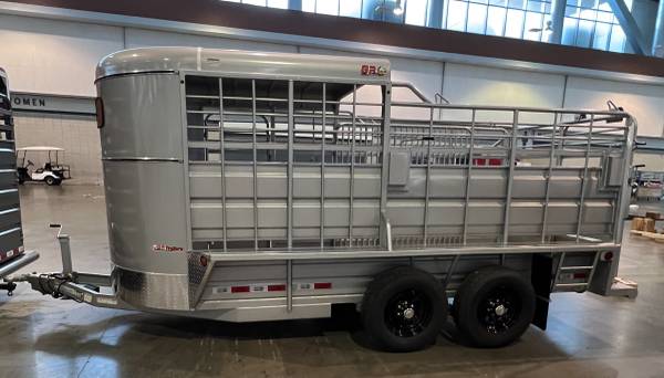 Photo New GR 16 ft Livestock Trailer $9,650