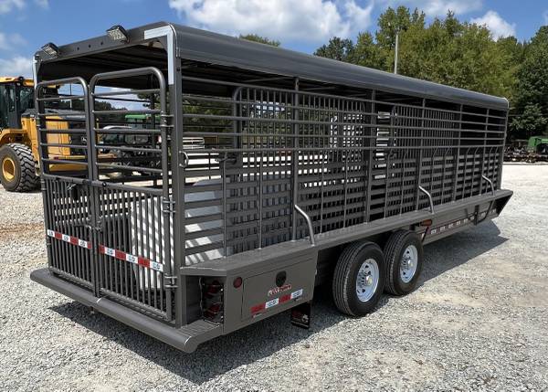 Photo New GR 24 ft Livestock Trailer $20,900