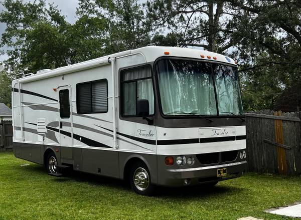 Photo 2003 26 Holiday Rambler Traveler Class A RV low miles 54,000 Ford V10 $19,900