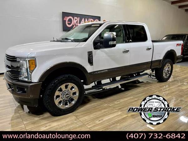 Photo 2017 Ford F250 Super Duty Crew Cab F-250 F350 F-350 Lariat Pickup 4D 6 $46,999