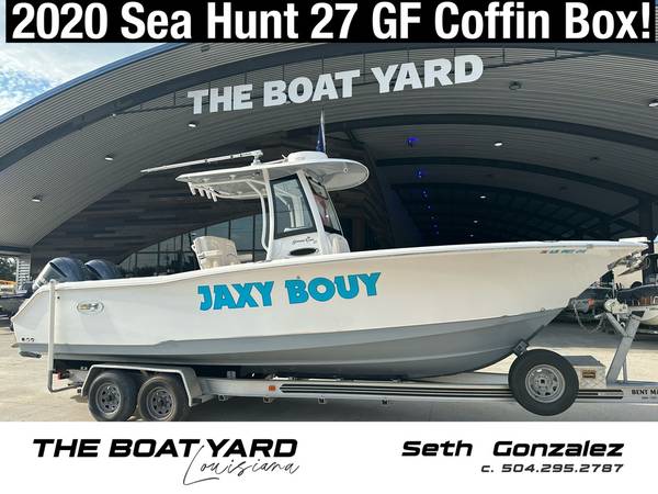 Photo 2020 Sea Hunt Gamefish 27 with Coffin Box $169,995