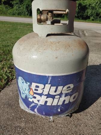 Photo Blue Rhino Propane Tank  with Propane Gas $45