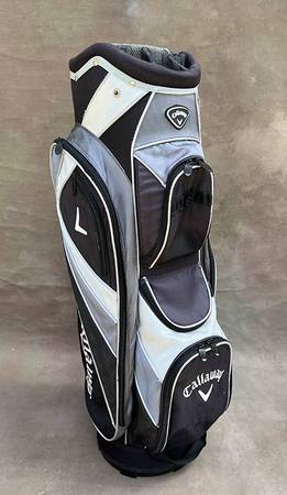Photo Callaway golf bag for $125.00 or best offer. 14 slots, 7 pockets. $125