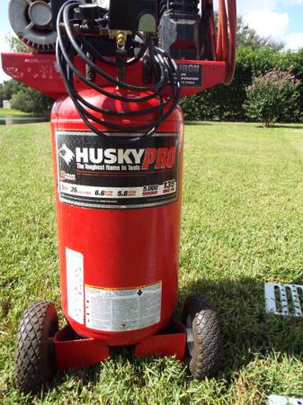 Photo Husky Pro Air Compressor $250