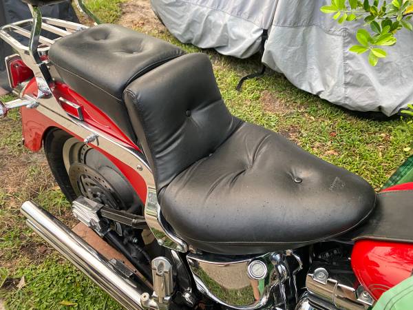 Photo Mustang Seat for Harley Softail or Fatboy $225