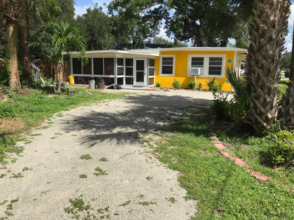Rare find in Ft. Myers. OWNER MUST SELL $249,900