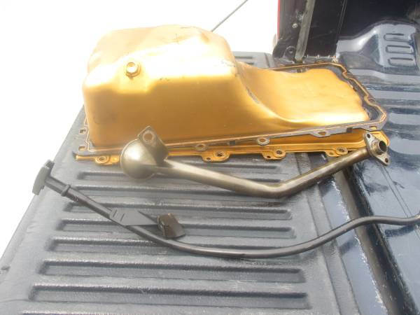 Photo Swap oil pan for V8 into V6 Mustang $40