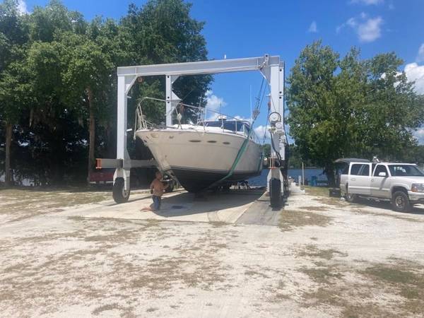 Photo TRADE OR CASH 1986 SEA RAY 460 Make an offer $51,500