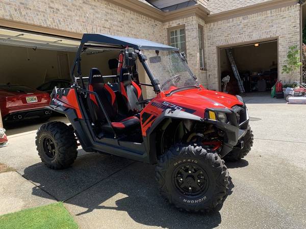 Photo Polaris RZR 2017 EPS 570 $1,400