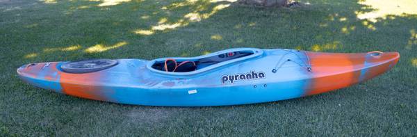 Photo Pyranha Fusion II Kayak $760