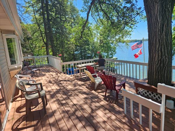 Whitewater Lakefront House Off-Season Rental $1,795