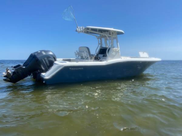 Photo 2018 Tidewater 25 ft Center Console $85,000