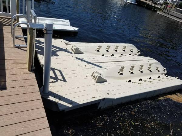 Photo EZ  WaveArmor  SportPort PWCJet SkiBoat Dock Systems $1,500