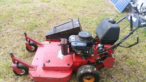 Photo Exmark 36 Walk Behind Commercial Mower with catcher $1,200