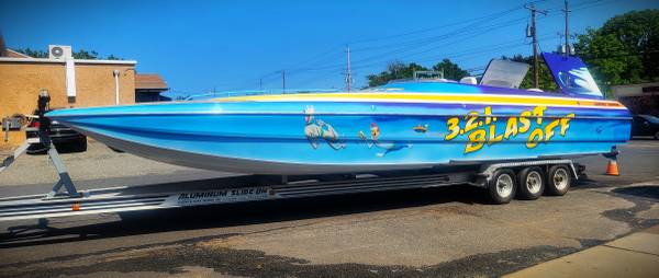 Photo SPECTRE 36 OffShore Race Boat - Twin 500s, Only 18hrs on Rebuilds $88,000