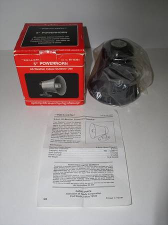 Photo Vintage Radio Shack All Weather Powerhorn Loud Speaker - NEW IN BOX $40