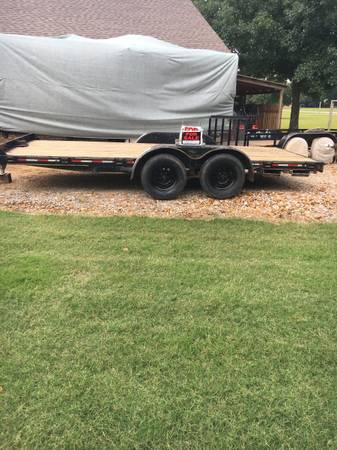 Photo 16 ft flatbed trailer $3,000