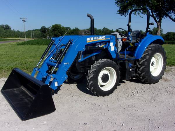Photo 2017 New Holland T4.90 4wd Tractor w Loader $39,900