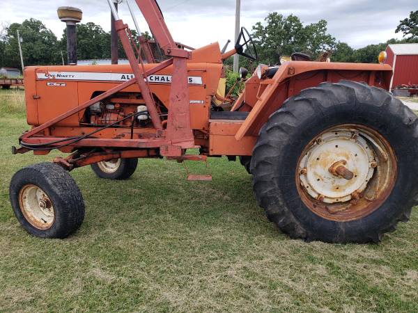 Photo Allis Chalmers 190 XT tractor w loader $5,600