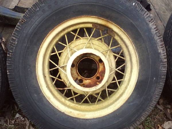 Photo MODEL A PARTS 16 INCH WHEELS $500