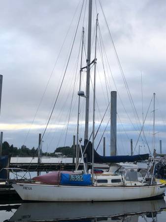 tartan 30 sailboat  troller $22,500