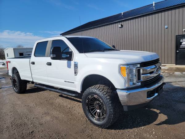 Photo 2017 FORD F350 4X4 CCLB 6.7 POWERSTROKE DIESEL LIFTED SOUTHERN TRUCK - $45,900 (Blissfield)