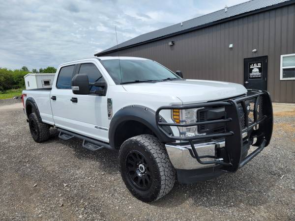 Photo 2019 FORD F350 4X4 CCLB 6.7 POWERSTROKE DIESEL LIFTED SOUTHERN TRUCK - $26,900 (Blissfield)