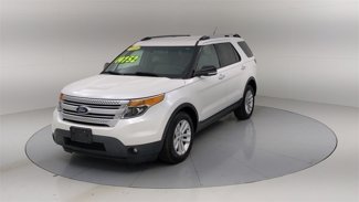 Photo Used 2013 Ford Explorer XLT w Class III Trailer Tow Pkg for sale