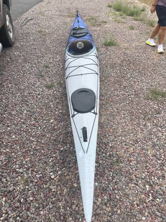 17 sea kayak $700