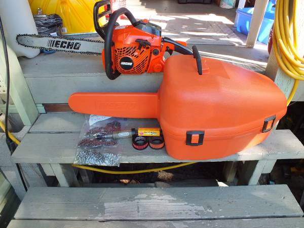 Photo Complete Echo CS400 Chainsaw Firewood Cutting Kit With 7 New Chains $300