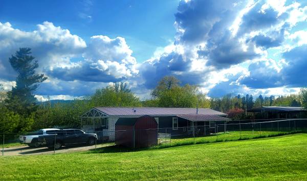 Photo Furnished Room for Rent Near Woodland Park $800