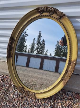 Howard Elliott Fancy Ceramic Frame Beveled Edge Mirror ( 32.5 x 25 $60