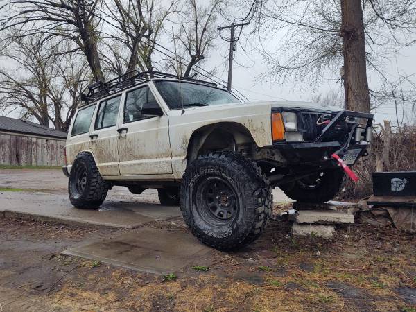 Photo Jeep Cherokee XJ $5,500
