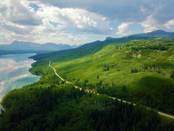 Photo Magical Lake Views $335,000