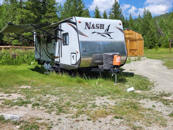 Photo Nash 25 c travel trailer $17,000