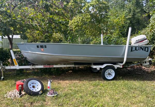 14ft Lund fishing boat $2,000