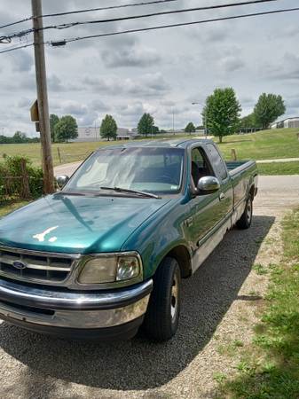 Photo 1998 Ford f-150 $2,500