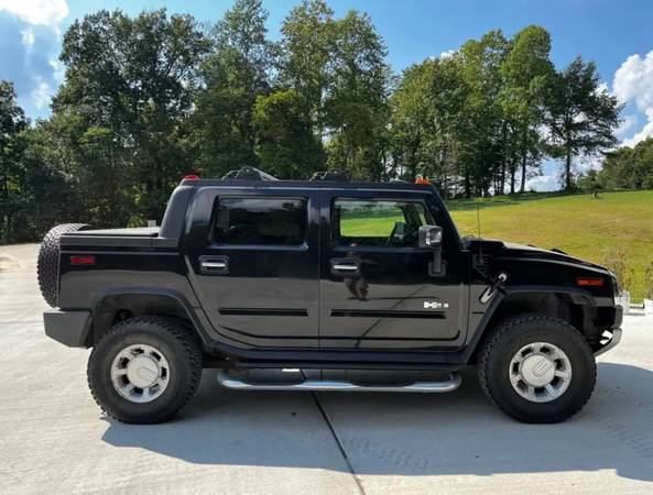 Photo 2008 Hummer H2 SUT 1 Owner Clean Car Fax Low Miles Rare Find $34,900