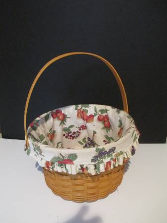 Photo 98 Large Handled Longaberger Basket with Cherry  Berry Cloth Liner $30