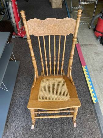 Photo Antique Pressed Back Sewing Rocking Chair $90