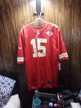 Photo Brand New Nike NFL ON FIELD Players Jersey X-Large Mahomes jersey $40