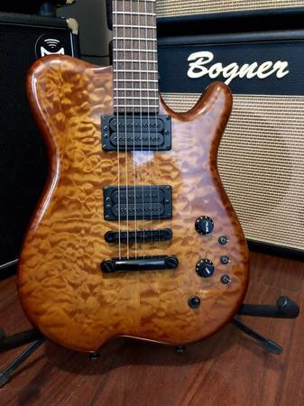 Photo Carvin Allan Holdsworth HF2 Fatboy Guitar $1,000