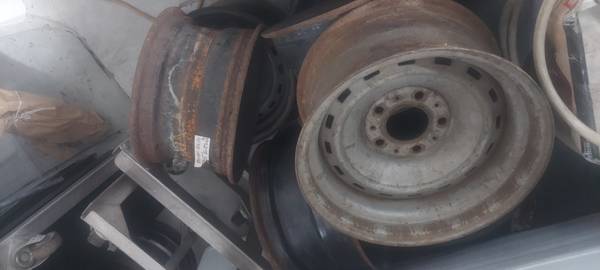 Photo Chevy Truck 15x8 Rally Wheels 5 on 5 $200