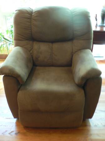 Photo Home Recliner Lift Chair with Remote $225